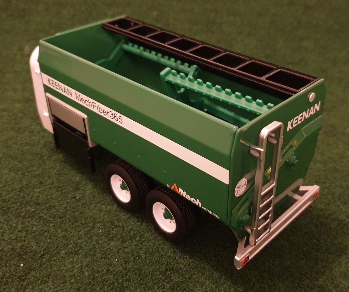 Britains Keenan MechFiber 365 Feeder